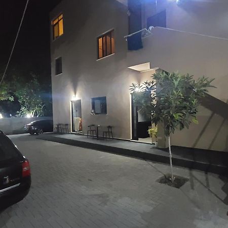 Guest House Tian & Hojz Durrës 外观 照片