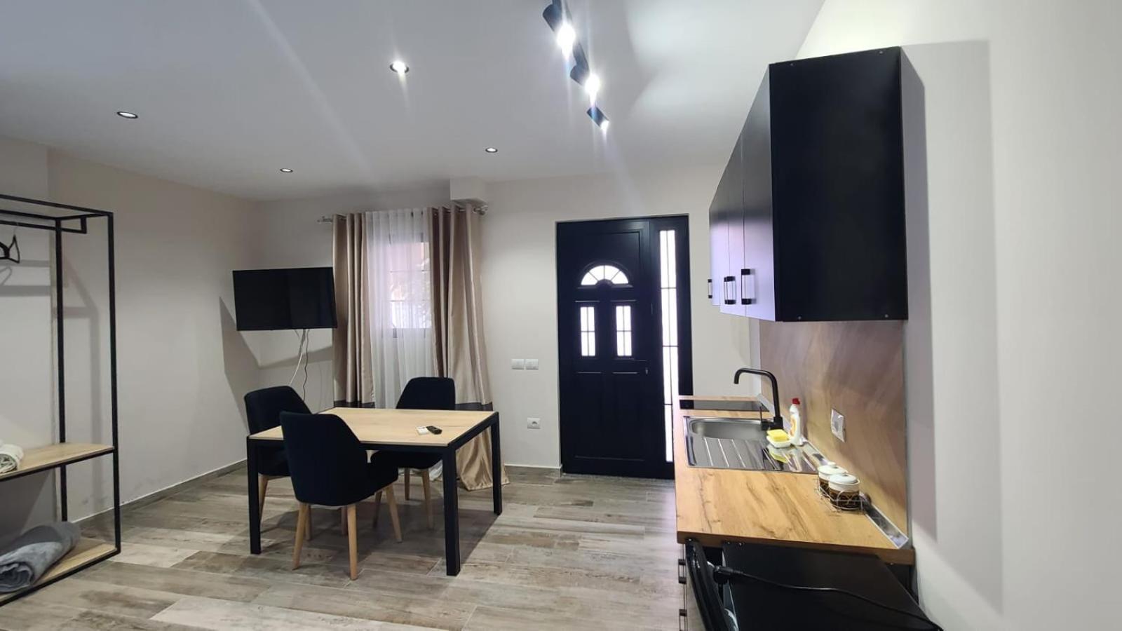 Guest House Tian & Hojz Durrës 外观 照片